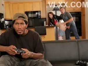 MIDV-072ゴミ部屋の ngực dày ビンビンになるまで xoa ngực まれねBói nước riêng của hàng xóm